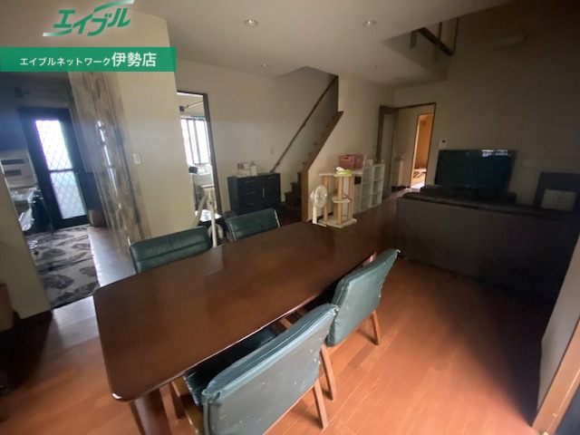 居室・リビング　家具等は設備ではありません