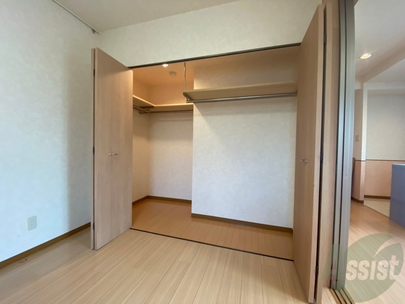 収納　寝室のクローゼットにたくさん収納出来ますね！