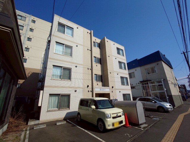 建物外観　札幌市北区北三十六条西「ビヨンド麻生」