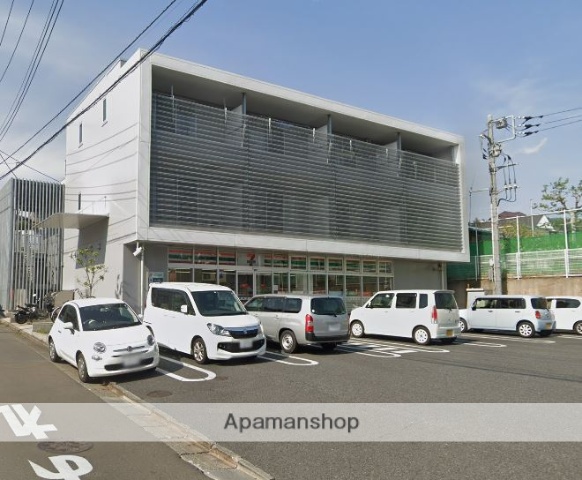 コンビニ　セブンイレブン（コンビニ）まで441m