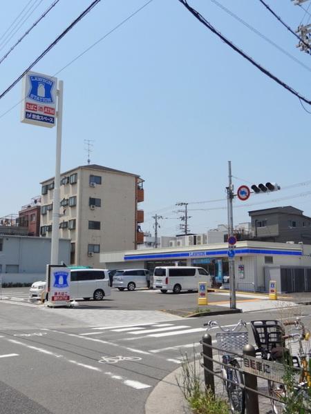 コンビニ　ローソン小林2丁目店（コンビニ）まで166m
