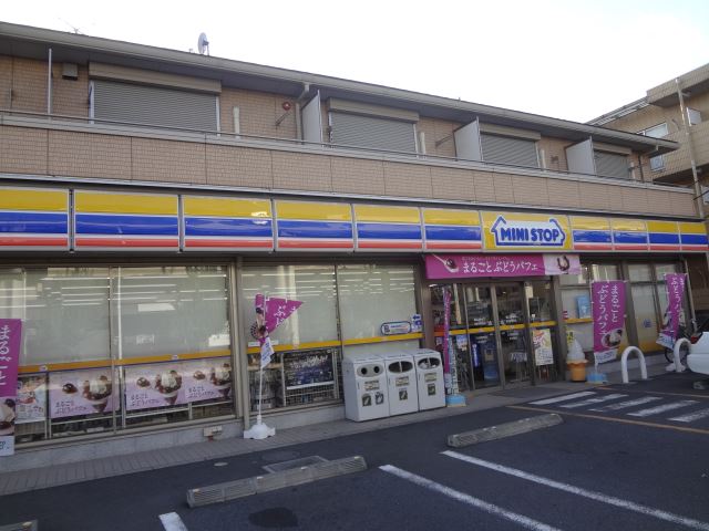 コンビニ　ミニストップ（コンビニ）まで360m