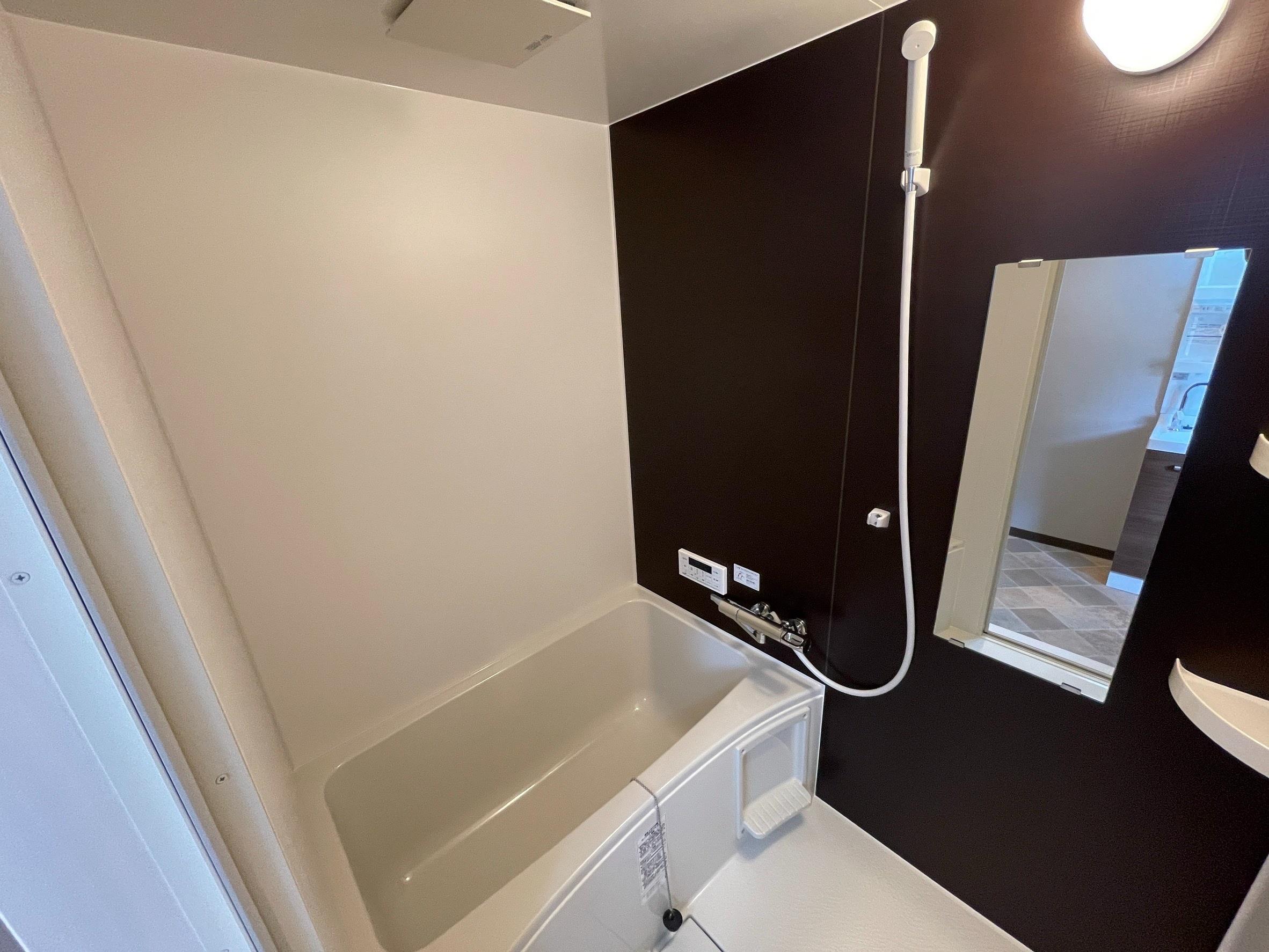 バス・シャワールーム　追い炊き機能付