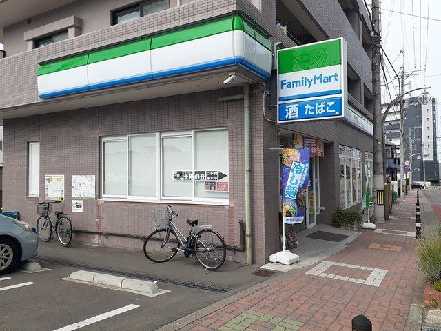 コンビニ　ファミリーマート宮城野原町店（コンビニ）まで650m