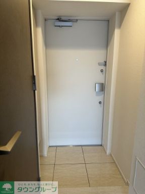 玄関　別タイプ参考写真