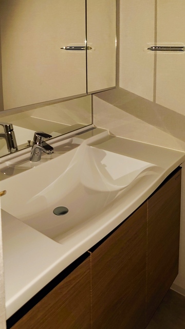 洗面設備　※写真は同タイプ住戸です。
