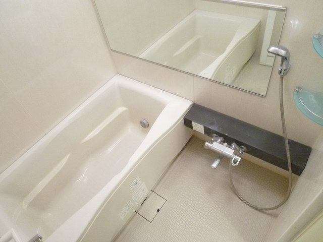 バス・シャワールーム　NULL