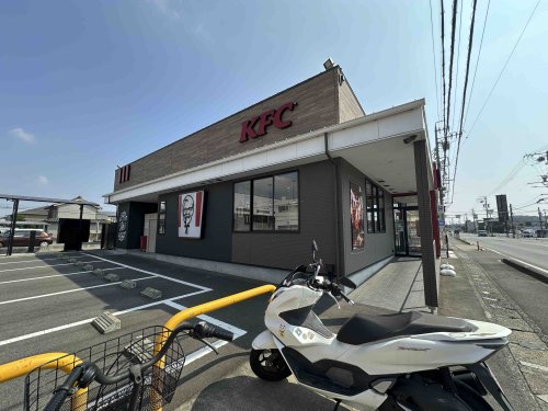 飲食店　ケンタッキーフライドチキン東海店（飲食店）まで712m