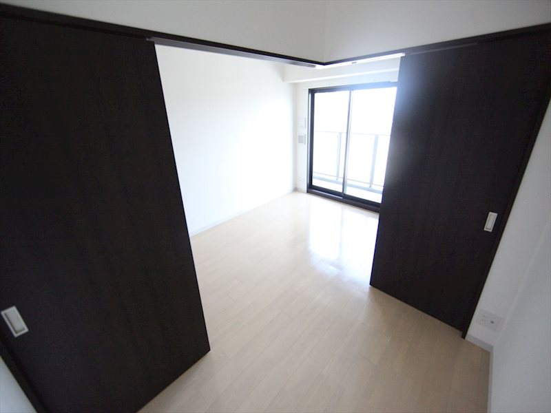 その他部屋・スペース　洋室3.0帖　LDK10.3帖と繋げても仕切っても使えます