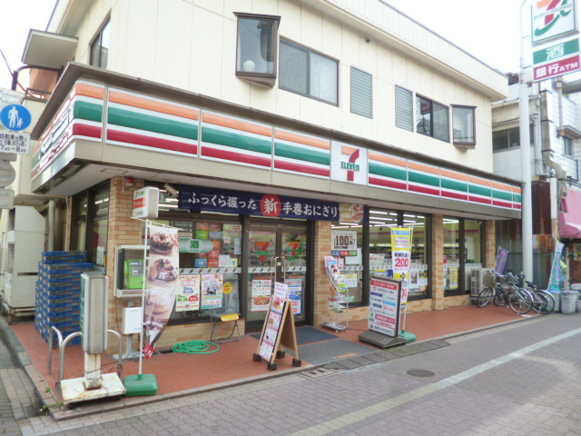 コンビニ　セブンイレブン大森町店（コンビニ）まで338m