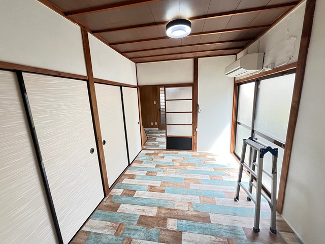 阪急宝塚線 山本駅 徒歩13分 2階建 築58年の居間写真