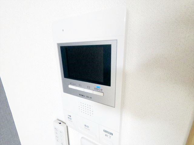 セキュリティ　初めての一人暮らしも安心、オートロック連動のTVモニターホン