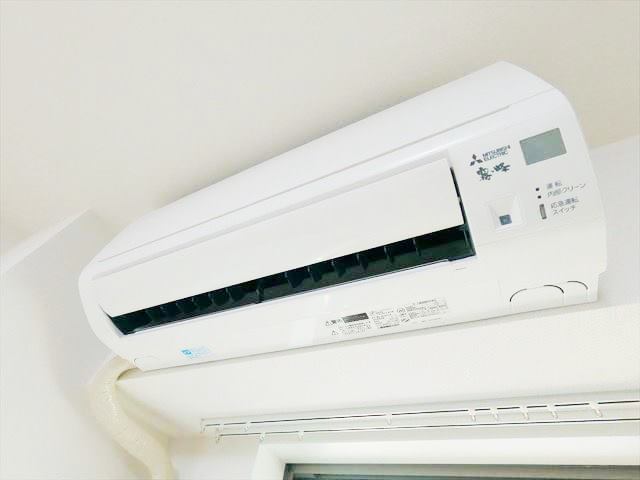 その他設備　まだまだ綺麗なエアコンが設備で付いてます