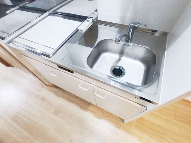 キッチン　2口コンロ付き、お手入れが簡単なIHキッチン