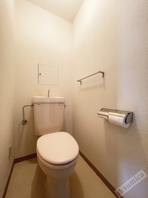 近鉄大阪線 恩智駅 徒歩7分 3階建 築34年のトイレ写真