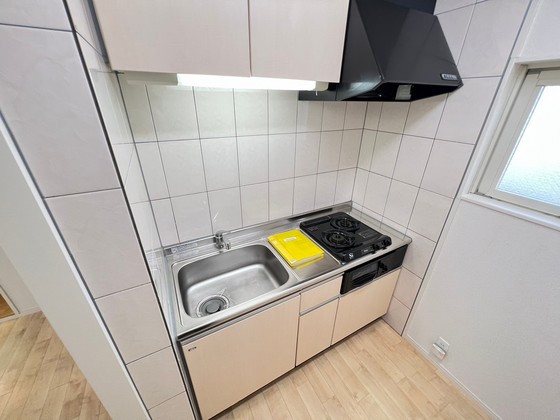 キッチン　※別部屋の写真です