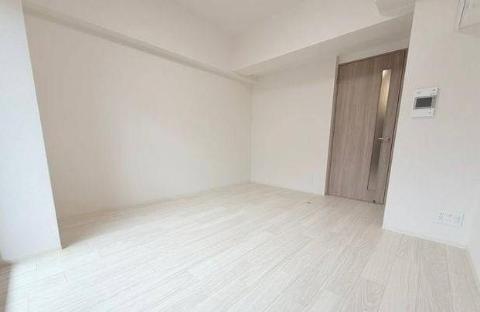 プレリス太閤通セルシアの居間写真