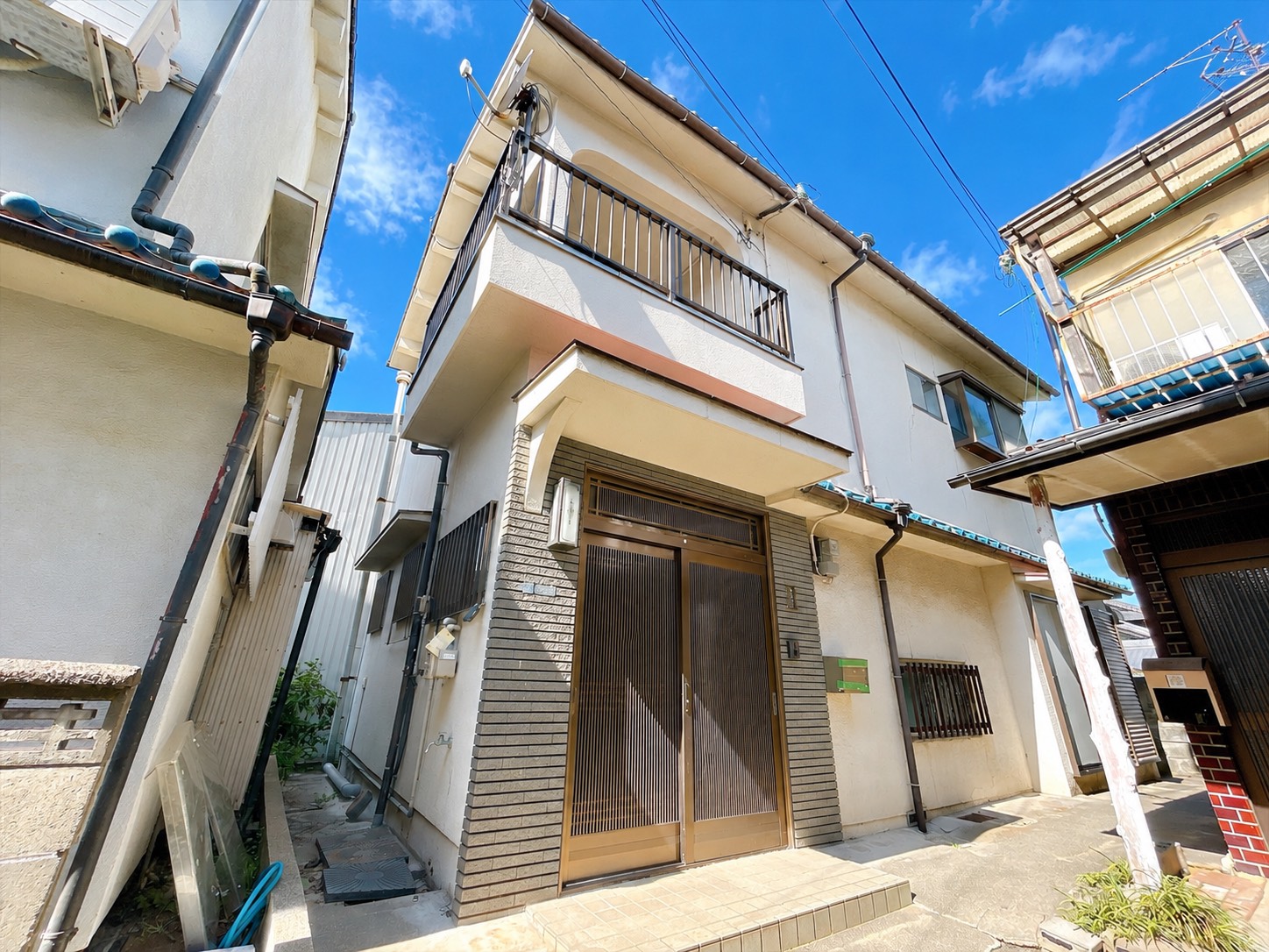 ＪＲ阪和線 信太山駅 徒歩16分 2階建 築49年の居間写真