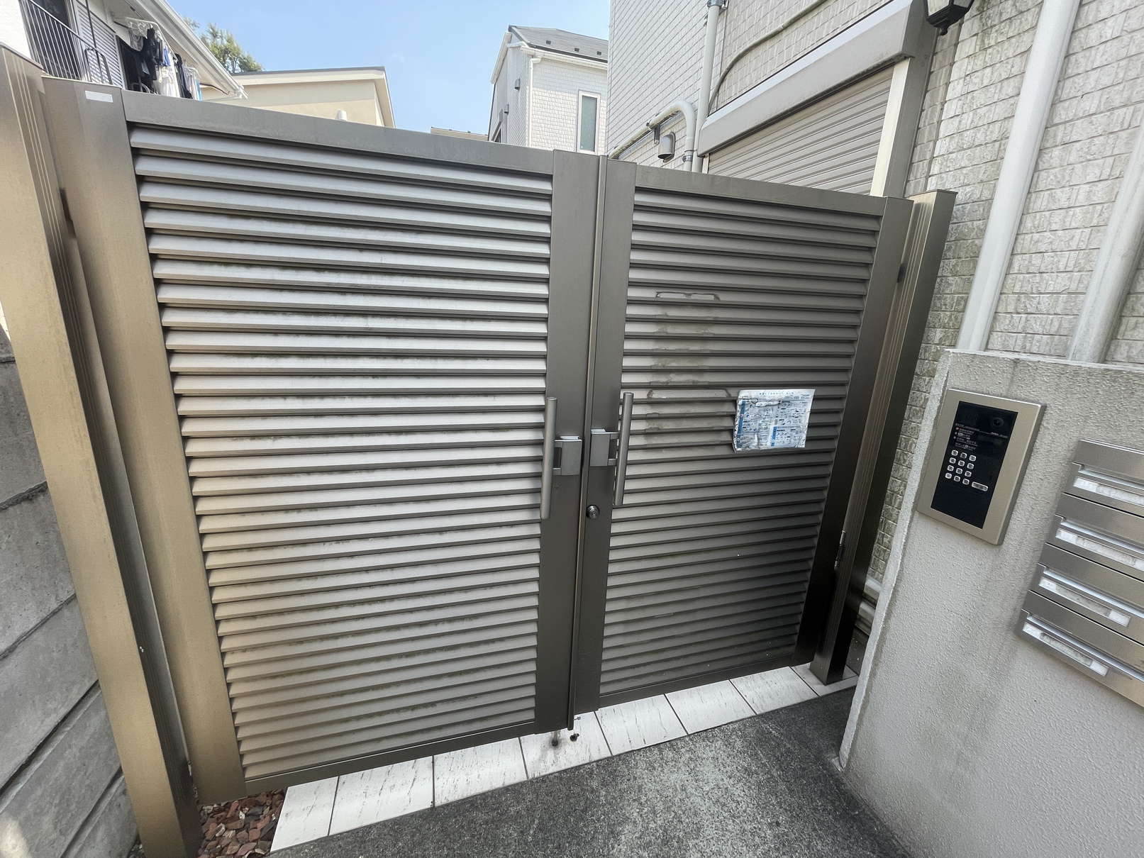 東急田園都市線 用賀駅 徒歩8分 2階建 築10年の外観写真