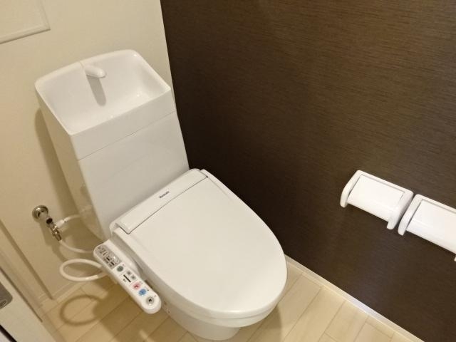 トイレ　トイレ