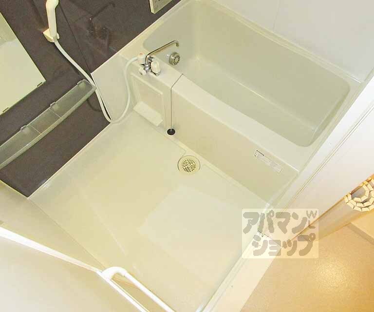バス・シャワールーム　ゆったり広々！