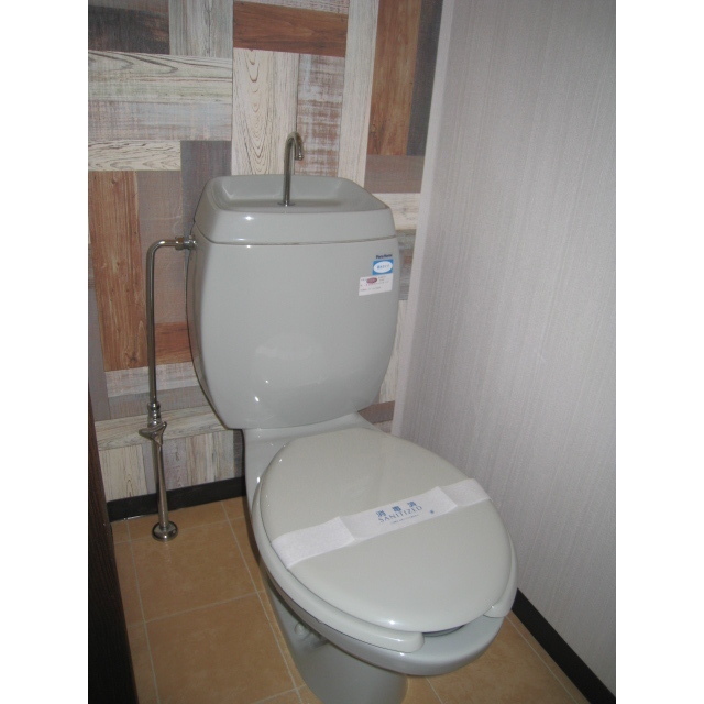 ヴァンヴェール元町のトイレ写真