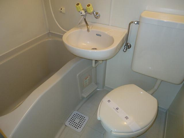 小田急線 読売ランド前駅 徒歩2分 10階建 築35年の風呂写真
