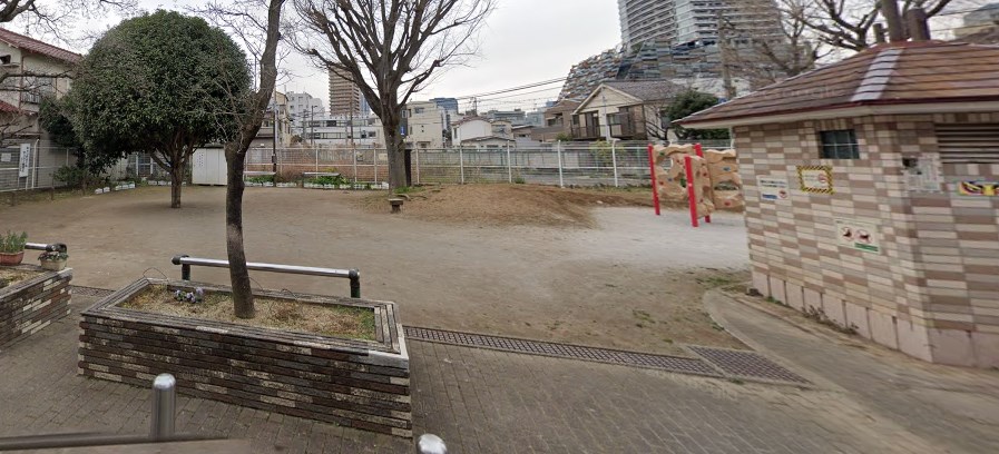 公園　南池袋四丁目児童遊園（公園）まで256m