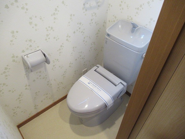 トイレ　トイレは2ヵ所！ご主人専用トイレも夢ではありません！