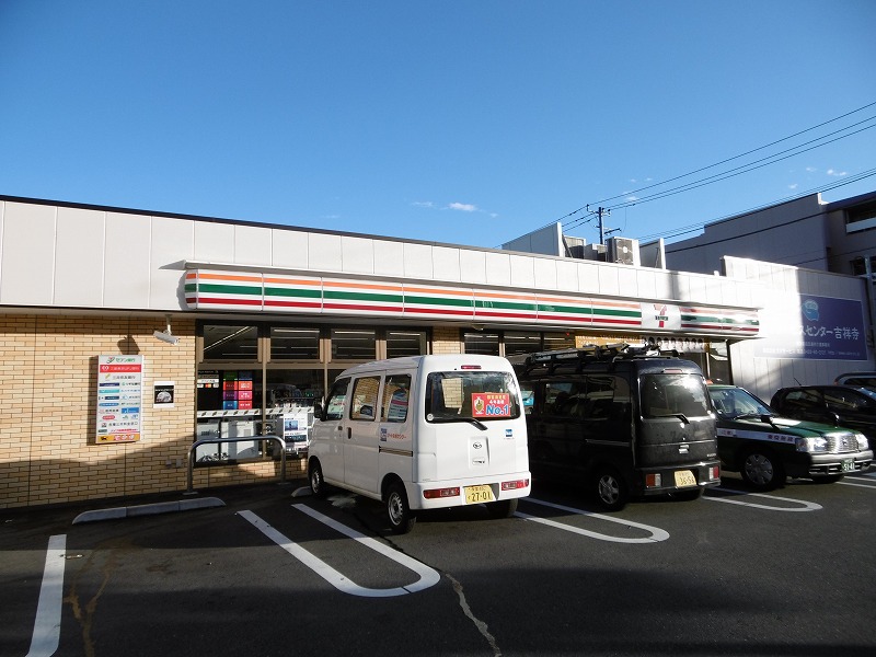 コンビニ　セブンイレブン武蔵野成蹊通り店（コンビニ）まで105m