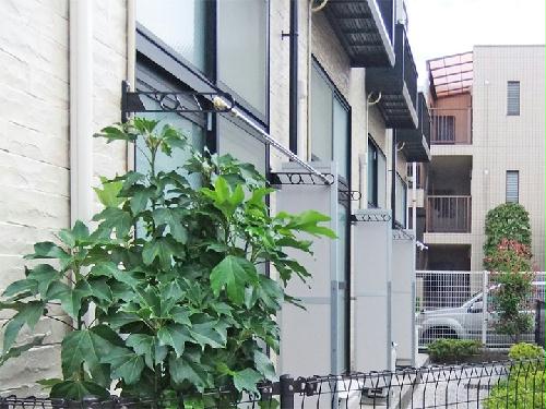 バルコニー　フラワーボックス