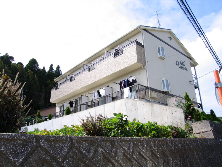 建物外観　日当たり良好な南向き！