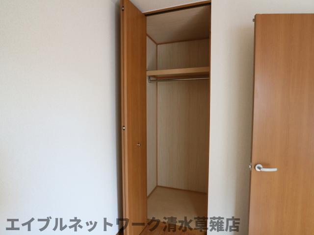 収納　たっぷりとした収納スペースです