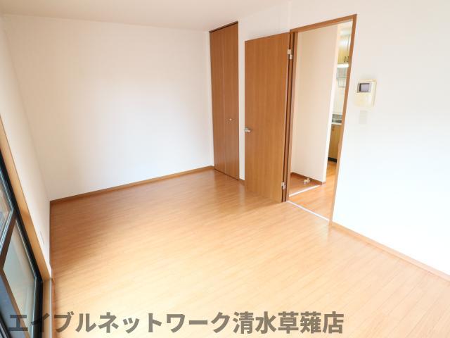 居室・リビング　使いやすい居間です