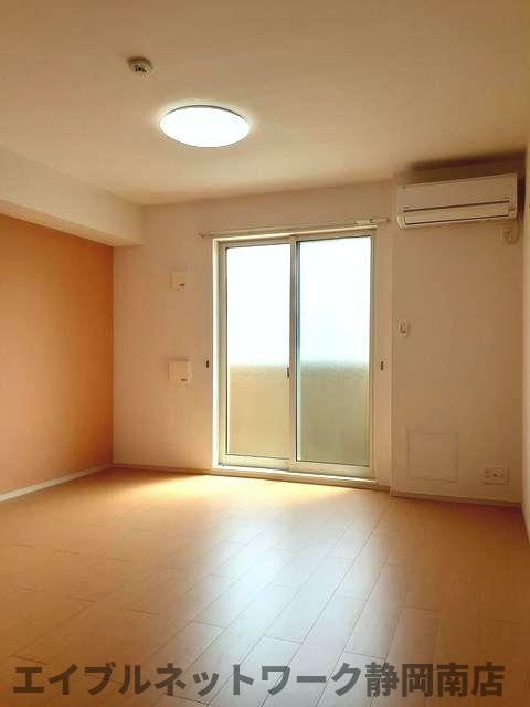 居室・リビング　同イメージ