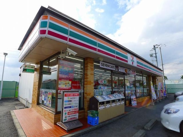 【太田市藪塚町のアパートのコンビニ】