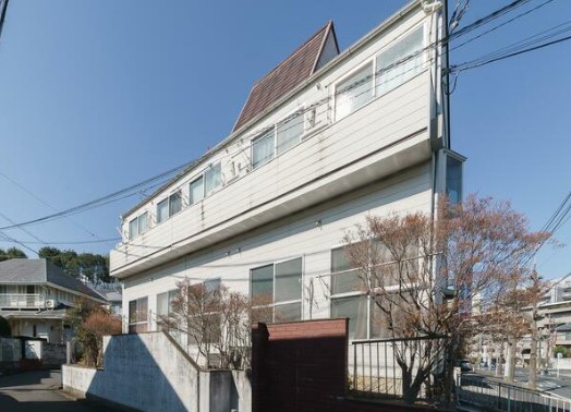神奈川県横浜市青葉区梅が丘（アパート）の賃貸物件の外観