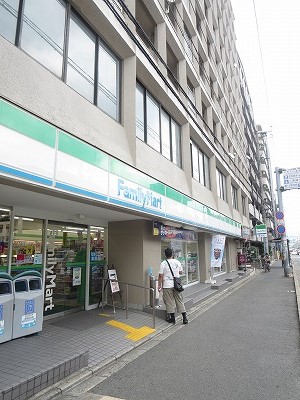 【京都市上京区藁屋町のマンションのコンビニ】