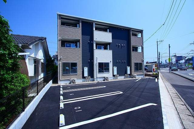 バーチェ志村の建物外観