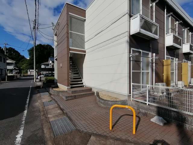 エントランス　駐車場