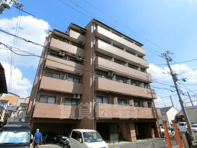 ライオンズマンション東山壱番館の建物外観