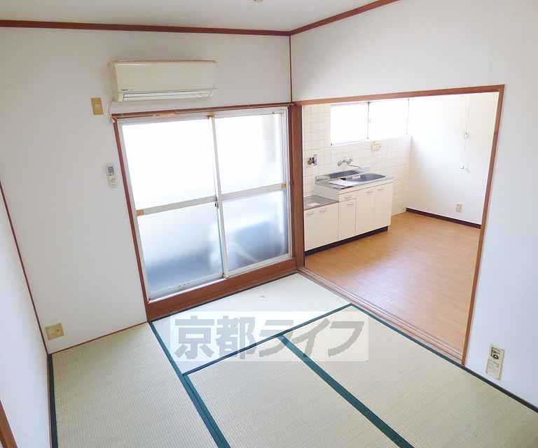 居室・リビング　綺麗に手入れされております