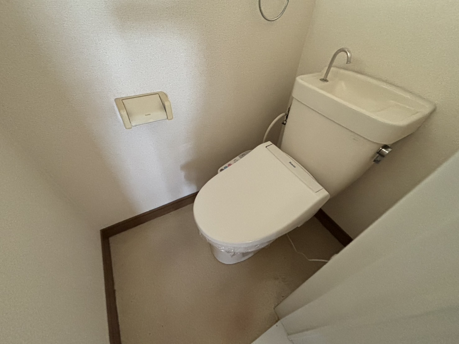 トイレ　温水洗浄便座♪