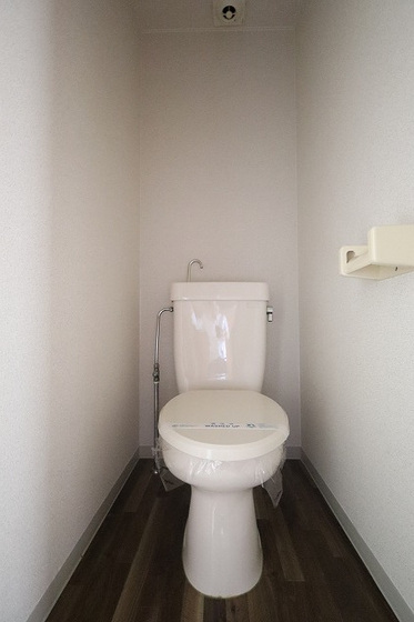 トイレ　※別部屋の写真です