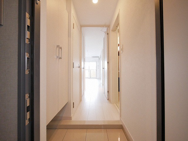 玄関　きれいな玄関です