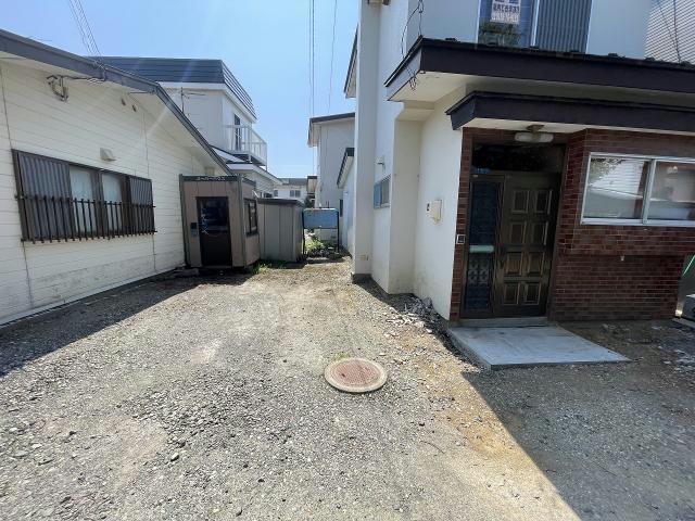 駐車場　駐車場