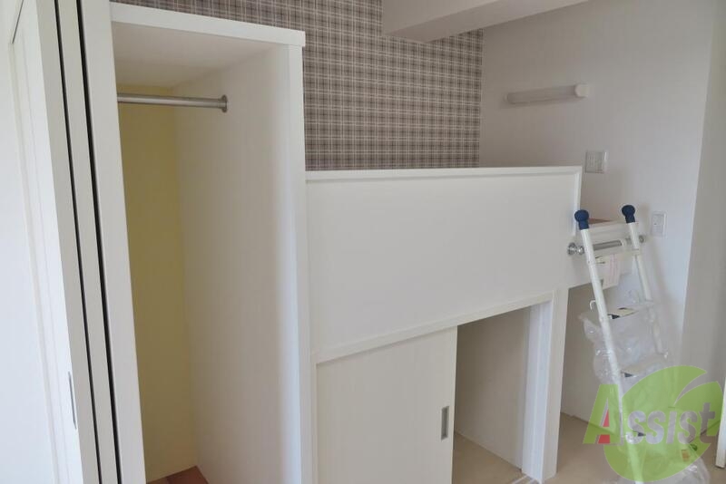 収納　ちょっと変わった形の収納ですが使い勝手は良さそうです。