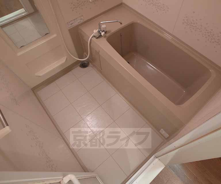 バス・シャワールーム　広いバスルームです！