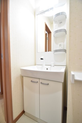 洗面設備　※参考写真