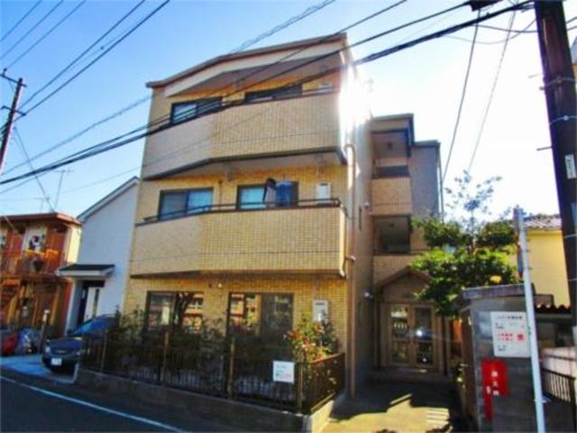 建物外観　川沿いで静かな環境です